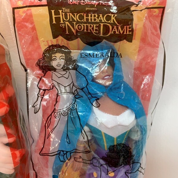 Burger King Kids Meal Toy Hunchback of Notre Dame Quasimodo Esmeralda Puppet NIP - Picture 2 of 5